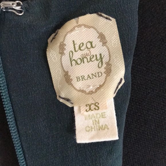 Tea & Honey Silk tank top Size XS - Picture 4 of 5